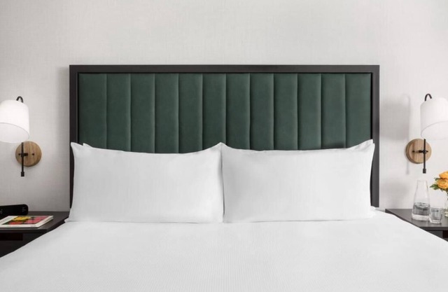 Friends Restaurant Coffee Shop Bar 