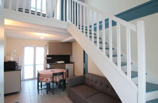 Family lodging in Siouville-Hague, near beach, parking included