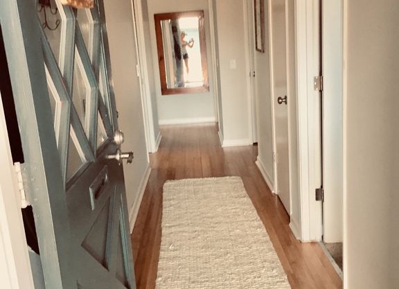 Family/pet-friendly home near Seacliff, New Brighton, and Capitola Beaches.