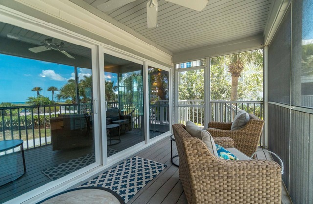 Feel Right at Home! View of the Gulf easy access to Pool and Beach! A3611B