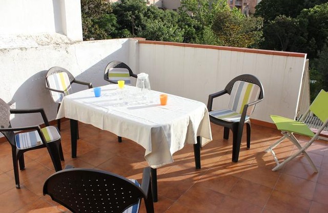 Figueres Apartment