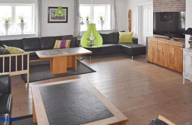 Five-Bedroom Holiday home in Vestervig 2