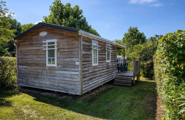 Flower Camping Le Tiradou * - Mobil-Home Comfort O'Hara Wood 27,50m2 (2 bedrooms) + Integrated terrace 7,30m2 4 people