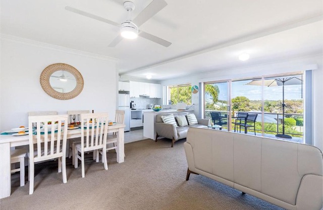 Leonard Avenue Townhouse Air Con 