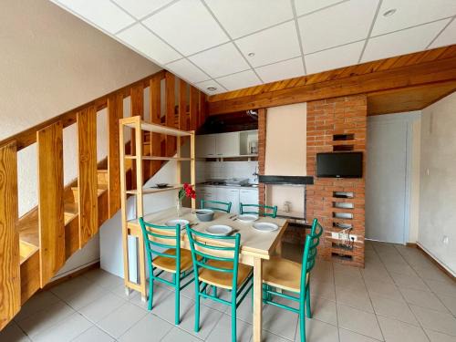 Gîte Cayres Pièces Personnes 