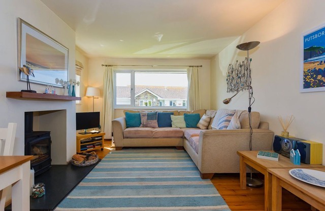 GEORGEHAM SEASCAPE COTTAGE | 2 Bedrooms | Georgeham | Sleeps 4