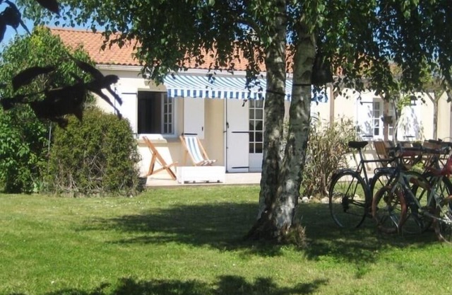 Gite Saint-Vincent-sur-Jard, 2 bedrooms, 5 persons