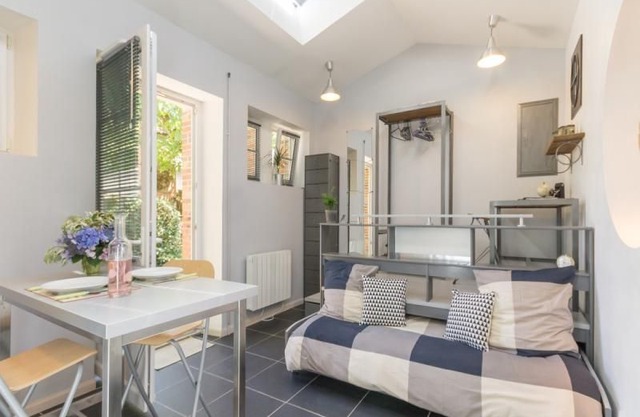 Gite Saint-Sébastien-sur-Loire, studio flat, 2 persons