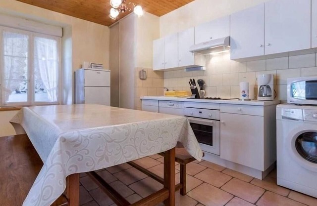 Gite Vieillevigne Persons 