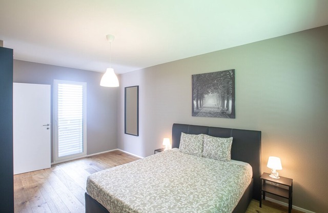 Good Night Apartments