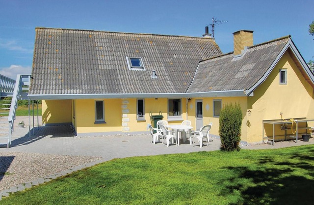 Gorgeous home in Rudkøbing with WiFi