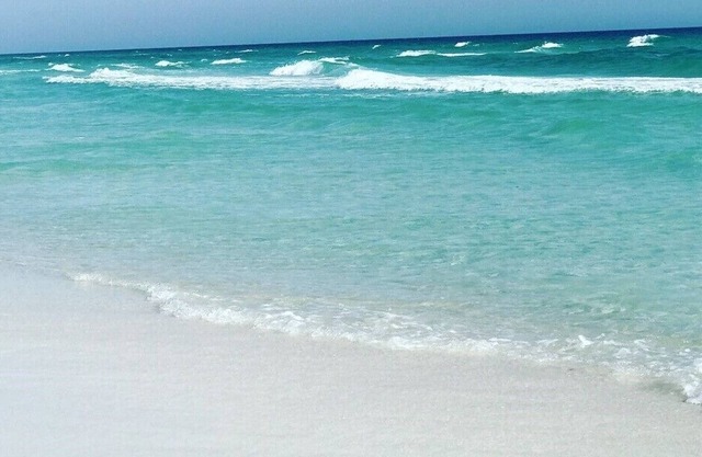 Great Location-Miramar/Destin, FL Sandprints Condo-Welcome to Paradise!