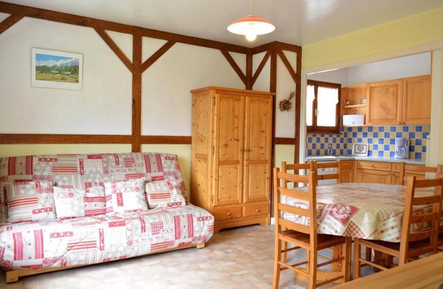 La Pointe Percée Pièces Personnes Le 