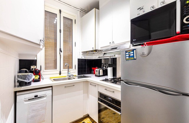 GuestReady - Bright and Homely Apt in Batignolles