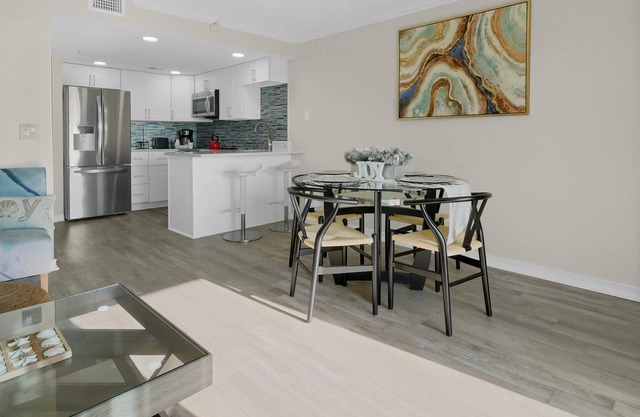 Satellite Motel Treasure Island 