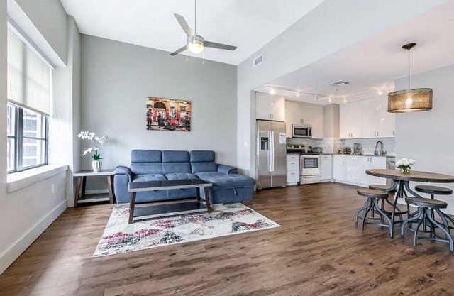 Hotel ∙ Original Condo with Game Room Near City Hot Spots