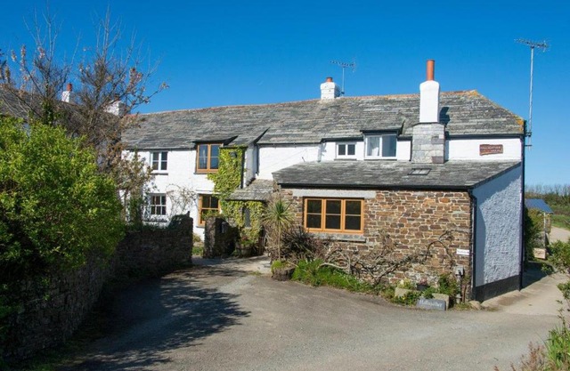 Hallagather Farmhouse