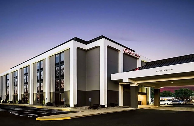 Hampton Inn West Springfield