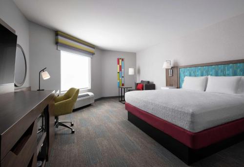 Hampton Inn San Mar 