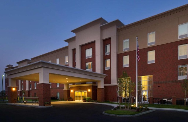 Hampton Inn Suites Circle 