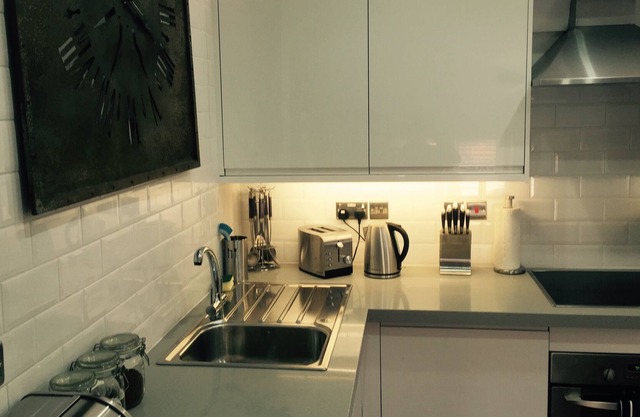 Harpenden House Apartment 4 Luxury 2 Bed Central Location