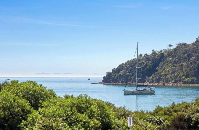 Townhouse Beach Water 