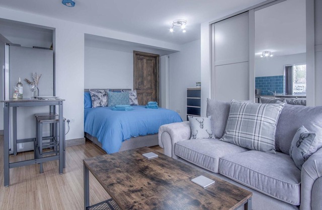 Haylands Hideaway Jameston 