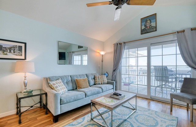 High End Corner Unit at Island Place 208!