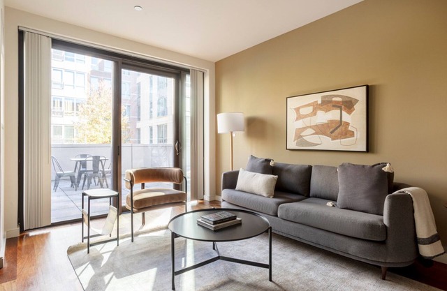 Hip North Station 2BR w/W/D, Terrace & Gym, nr TD Garden, by Blueground