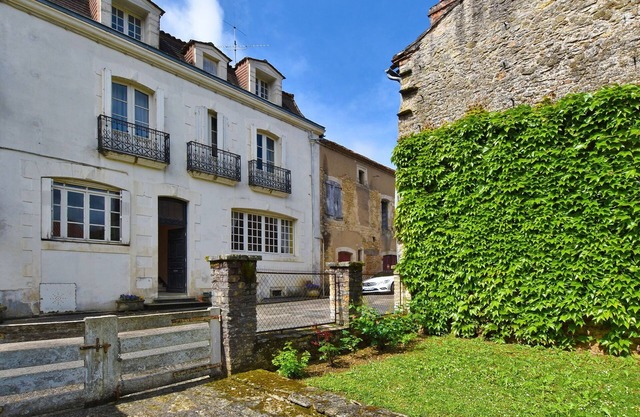 Century Character Garden The Heart Of Village 