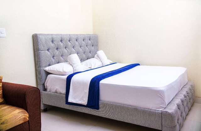 Holiday Domingo Este Persons 