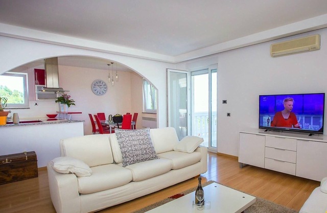 Ferienwohnung Ičići Für Personen 