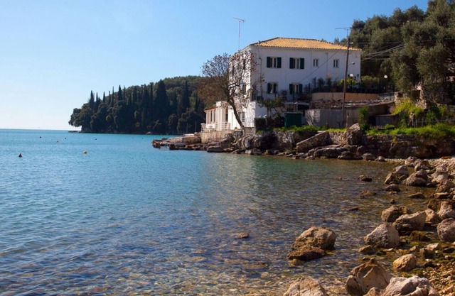 Holiday Kalami Persons 