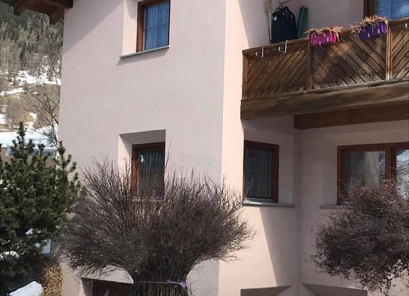 Holiday apartment Zernez for 2 persons with 1 bedroom - Holiday apartment in a two family house