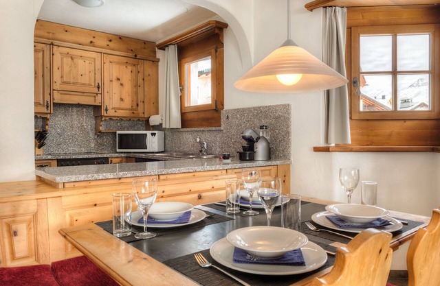 Holiday apartment Zuoz for 1 - 4 persons with 2 bedrooms - Holiday apartment