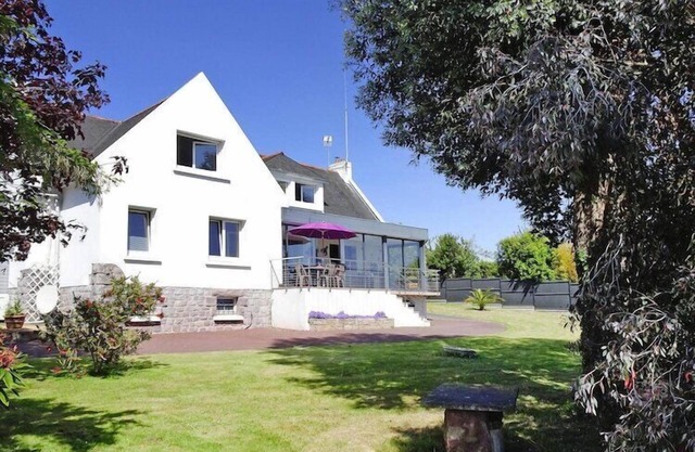 Gîte Ploubazlanec Pièces Personnes 