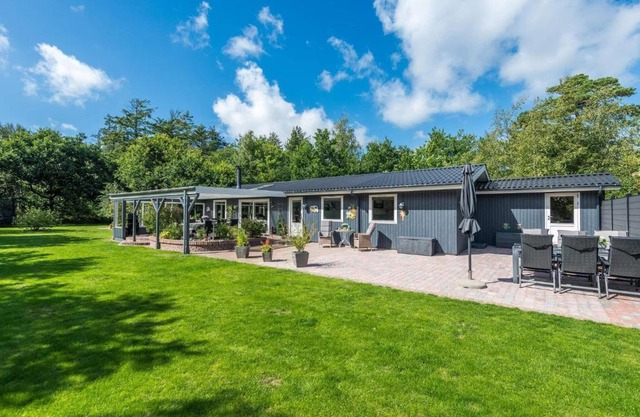 Holiday home Henne XCII