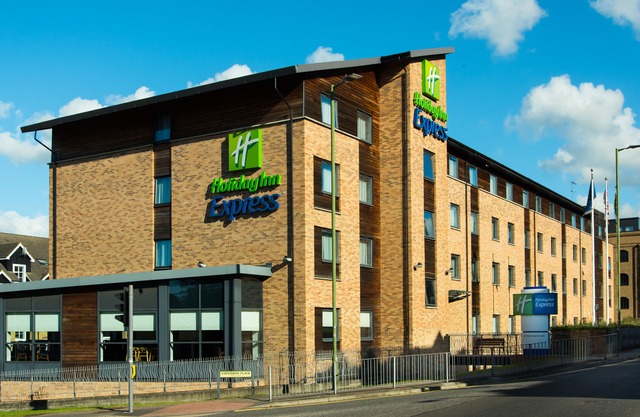 Holiday Inn Express Hemel Hempstead, an Ihg Hotel