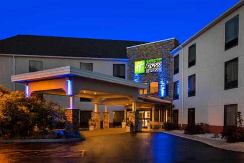 Holiday Inn Express Hotel Great Barrington Ihg 