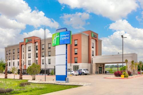Holiday Inn Express Hillsboro Ihg Hotel 