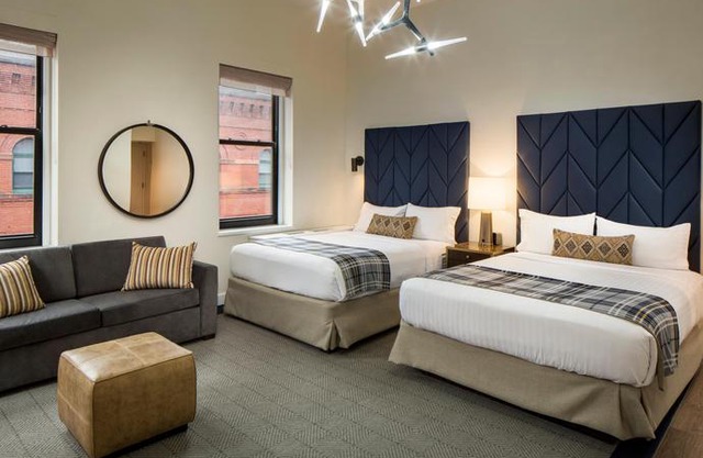 Holiday Inn Express Hotel and Suites Boston TD Garden