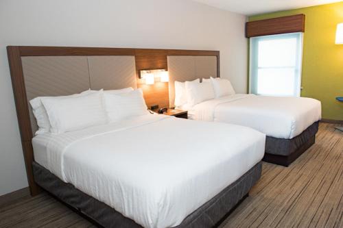 Holiday Inn Express Point Ihg Hotel 