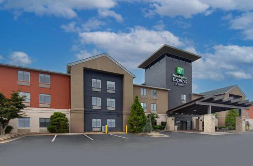 Holiday Inn Express Suites Locust Grove Ihg Hotel 
