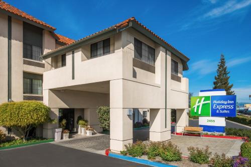 Holiday Inn Express Hotel Suites Santa Clara Silicon Valley Ihg 