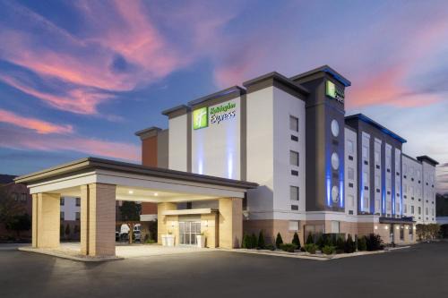 Holiday Inn Express Toledo North Ihg Hotel 