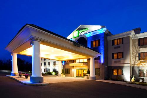 Holiday Inn Express Syracuse Airport Ihg Hotel 