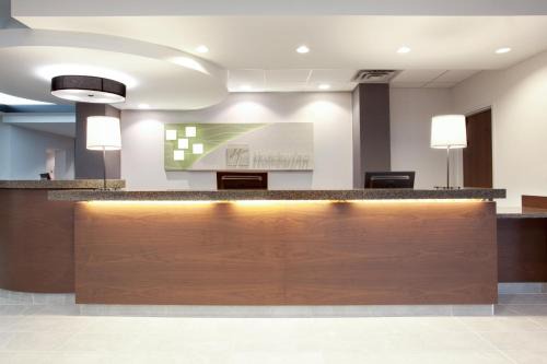 Holiday Inn Ottawa East Ihg Hotel 
