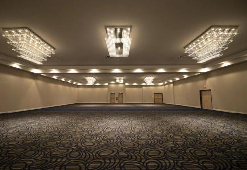 Holiday Inn Scranton East Dunmore Ihg Hotel 