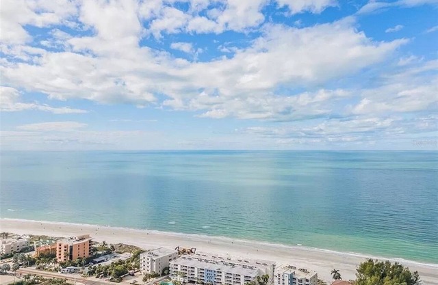 Chateaux Indian Shores 