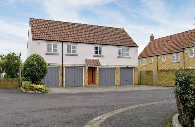 Hollies Cottage 8 - UKC4518